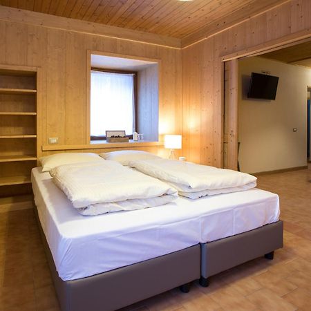 La Villa Feleit Бормио Экстерьер фото